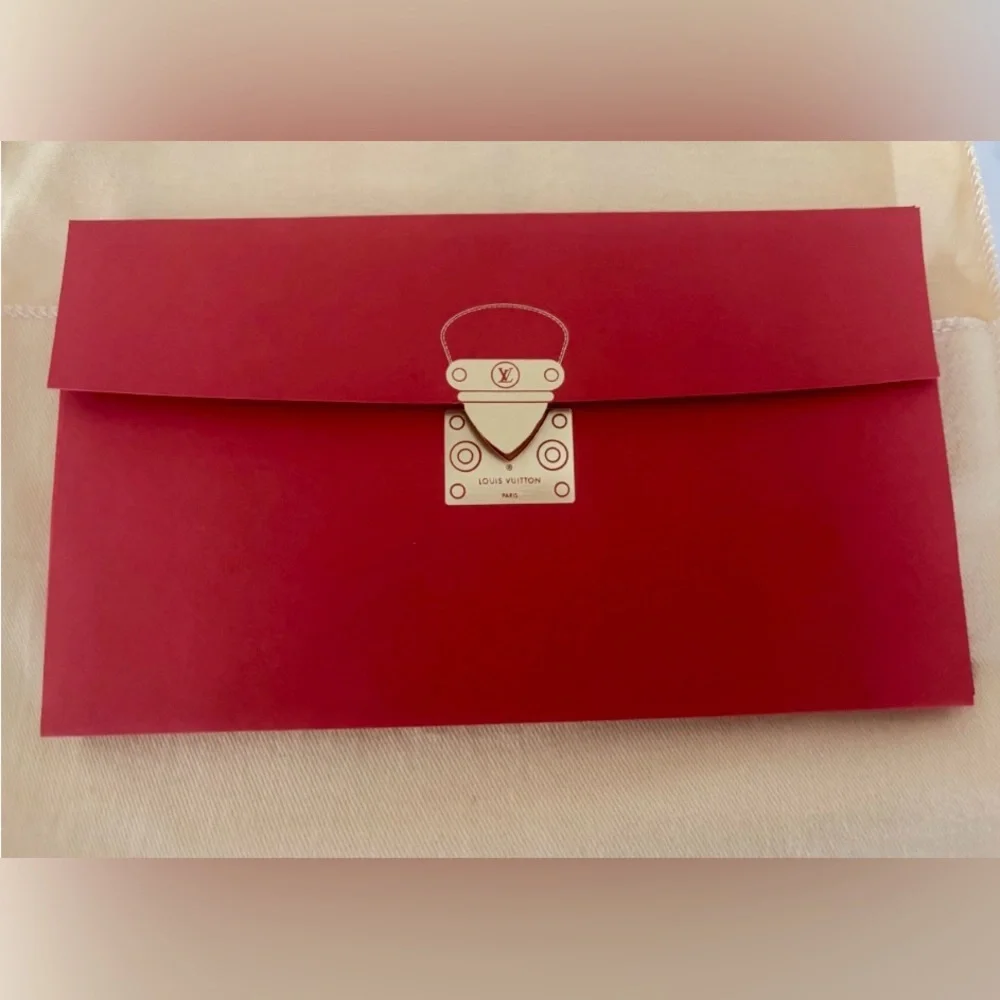 Louis Vuitton Lunar New Year Red Envelopes (7)